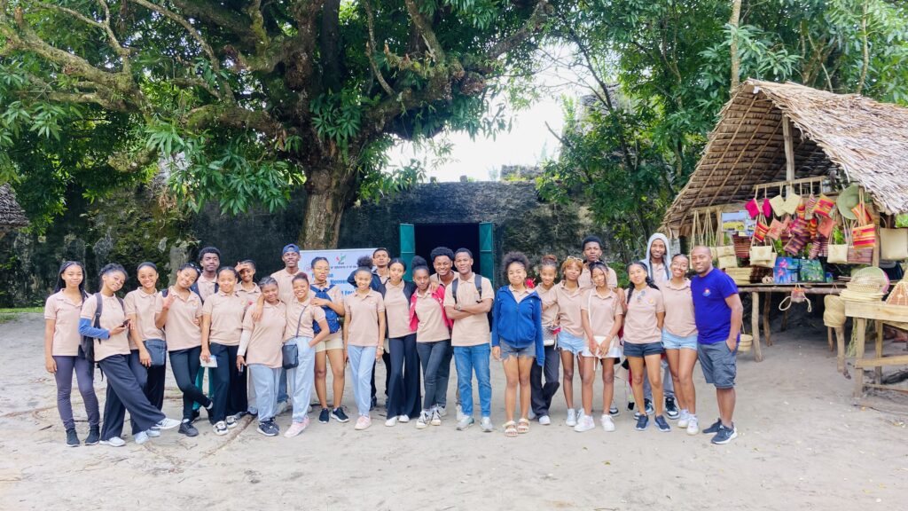 Étudiants au Zamilane Tourism Institute L17